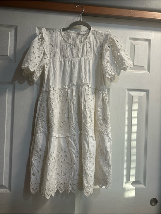 Sea New York Dresses & Skirts - Sea New York White Broderie Anglaise Tiered Eyelet Dress